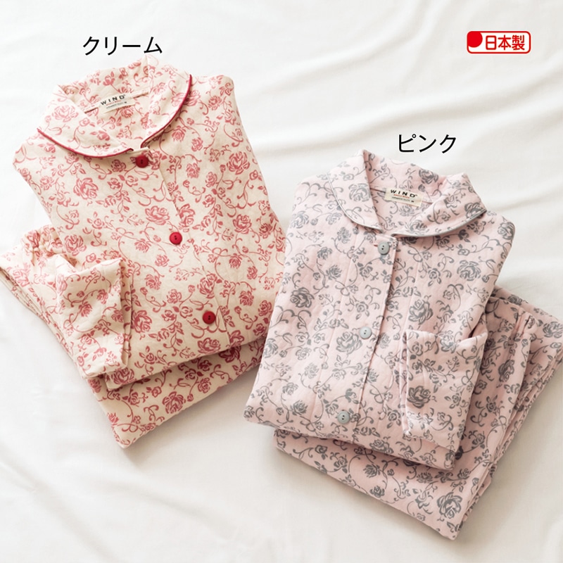 日本製　ソフトキルトつる花パジャマ
