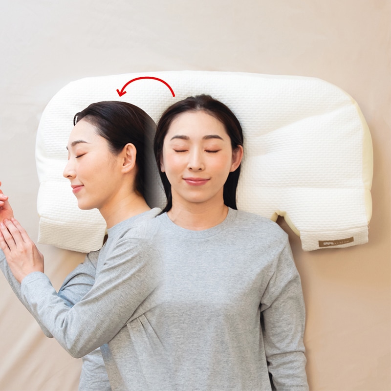 寝返りしやすい枕　マコロン