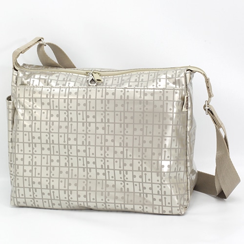 シャンパンゴールド