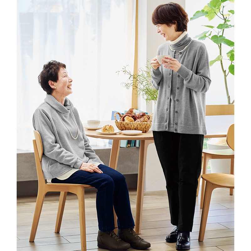 エムポルク　クロスネックニットソー