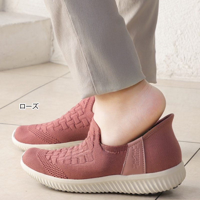 ＩＮ－ＳＰＡ”ストレッチニット　スニーカー