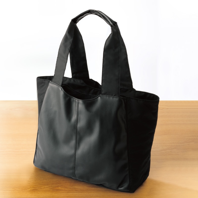 軽量ポケットいっぱい多機能バッグ